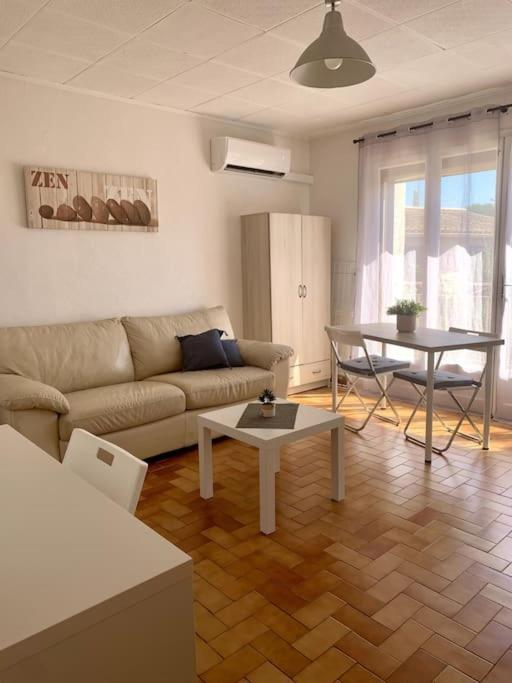La Garde : Joli Studio Dans Residence מראה חיצוני תמונה