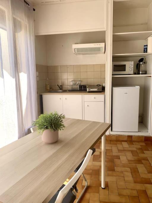 La Garde : Joli Studio Dans Residence מראה חיצוני תמונה