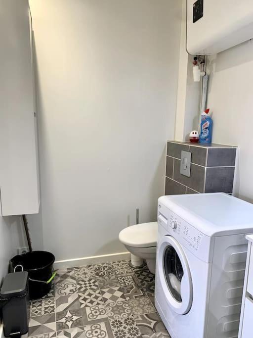 La Garde : Joli Studio Dans Residence מראה חיצוני תמונה